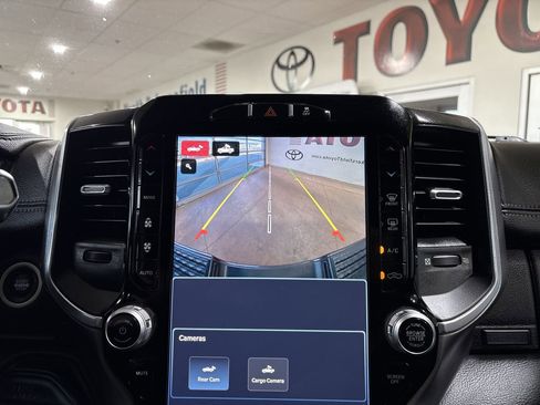 Used 2022 RAM 2500 Laramie image 18