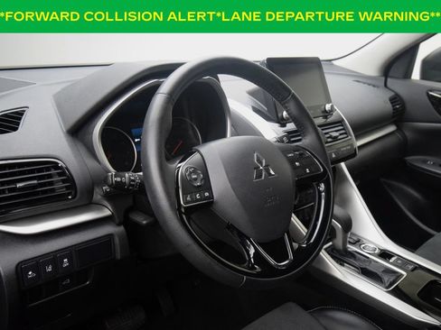 Used 2025 Mitsubishi Eclipse Cross SE AWD/4WD image 12