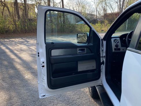 Used 2014 Ford F150 FX4 w/ Equipment Group 402A Luxury image 16