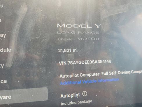 Used 2025 Tesla Model Y Long Range AWD/4WD image 28