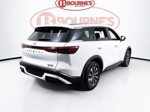 Used 2023 INFINITI QX60 Pure AWD/4WD image 10
