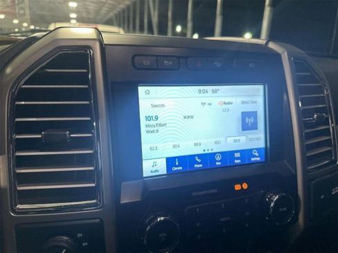 Used 2017 Ford F350 Lariat w/ Chrome Package image 18