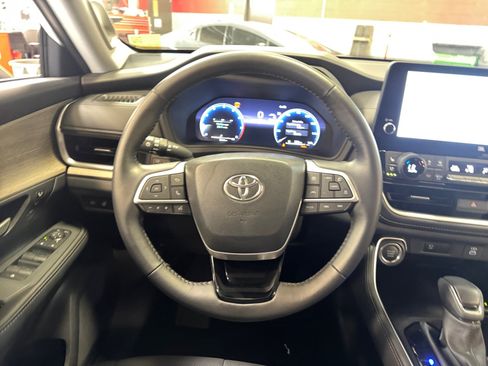 Certified 2026 Toyota Grand Highlander AWD image 9