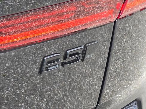 New 2026 Volvo XC60 B5 Ultra w/ Protection Package Premier AWD/4WD image 9