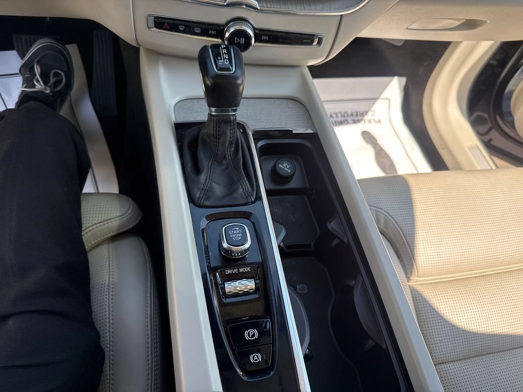 Used 2021 Volvo XC60 T5 Inscription w/ Climate Package AWD/4WD image 25