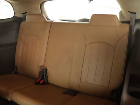 Used 2016 Buick Enclave Leather image 32