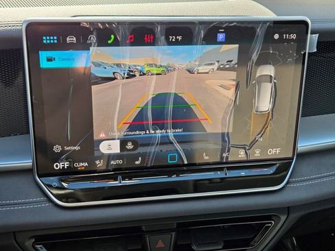 New 2026 Volkswagen Tiguan SE image 12