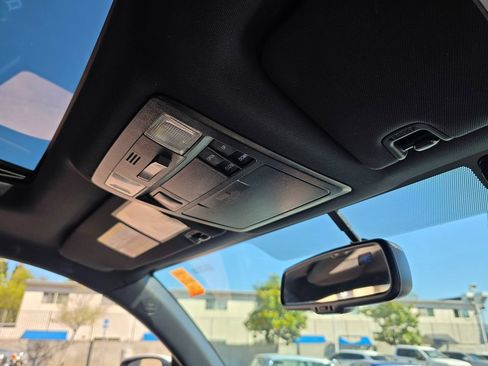 Used 2016 Toyota Tacoma TRD Sport w/ Premium & Technology Package image 21