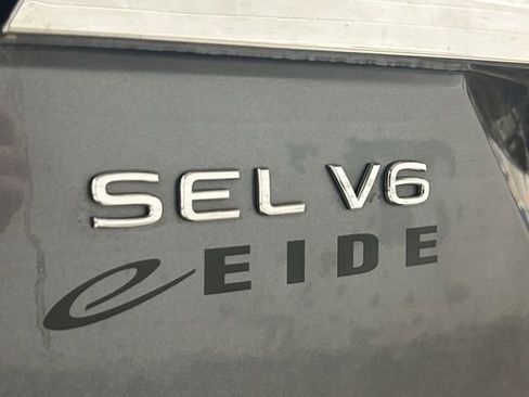 Used 2022 Volkswagen Atlas SEL AWD/4WD image 29