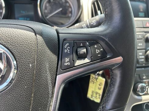 Used 2014 Buick Verano FWD image 22