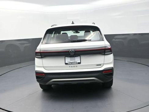 Used 2025 Volkswagen Taos S AWD/4WD image 8