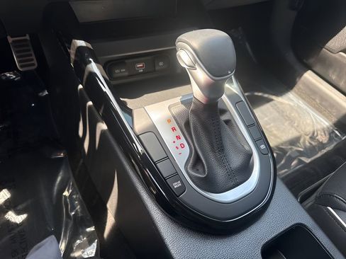 Used 2023 Kia Forte GT-Line w/ GT-Line Premium Package FWD image 17