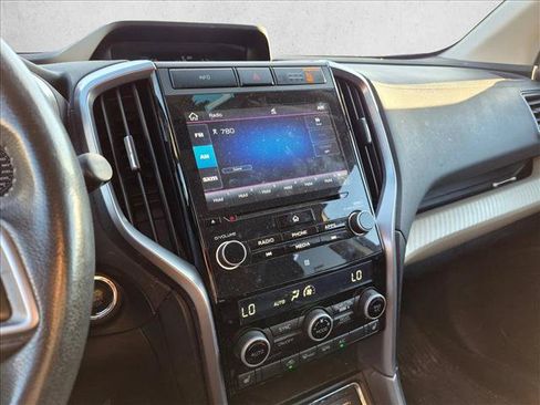 Used 2022 Subaru Ascent Premium w/ Convenience Package AWD/4WD image 10