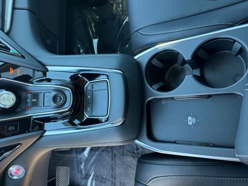 Used 2025 Acura RDX SH-AWD w/ Technology Package image 15