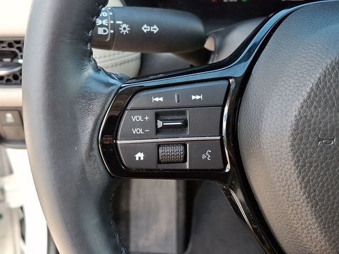 Used 2023 Honda HR-V EX-L image 23