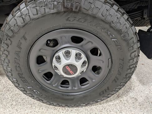 Used 2022 GMC Sierra 3500 Pro w/ Convenience Package image 10