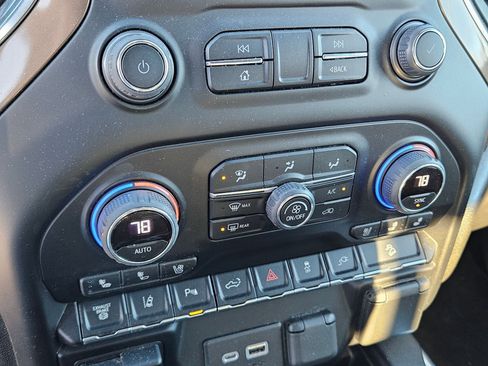 Used 2022 Chevrolet Silverado 3500 High Country w/ Z71 Off-Road Package image 25