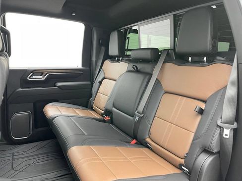 Used 2026 Chevrolet Silverado 3500 High Country w/ High Country Premium Package AWD/4WD image 46