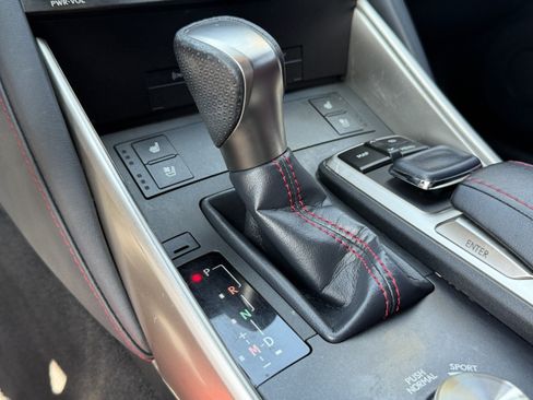Used 2018 Lexus IS 300 F Sport RWD image 24