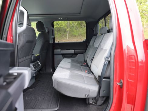 Used 2022 Ford F150 XLT w/ Equipment Group 302A High AWD/4WD image 17