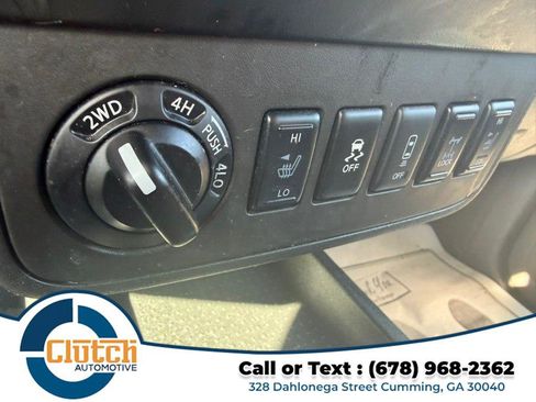 Used 2019 Nissan Frontier PRO-4X w/ Pro-4x Luxury Package image 29