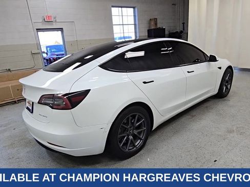 Used 2022 Tesla Model 3 Long Range image 10