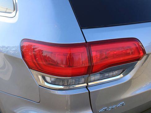 Used 2015 Jeep Grand Cherokee Limited image 30