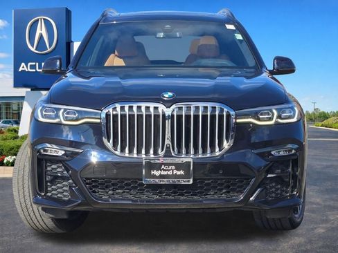 Used 2022 BMW X7 xDrive40i w/ M Sport Package image 8