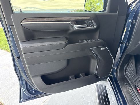 Used 2023 Chevrolet Silverado 1500 LTZ w/ LTZ Premium Package AWD/4WD image 13