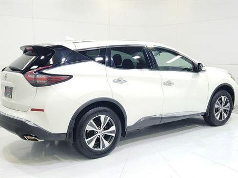 Used 2019 Nissan Murano S image 8