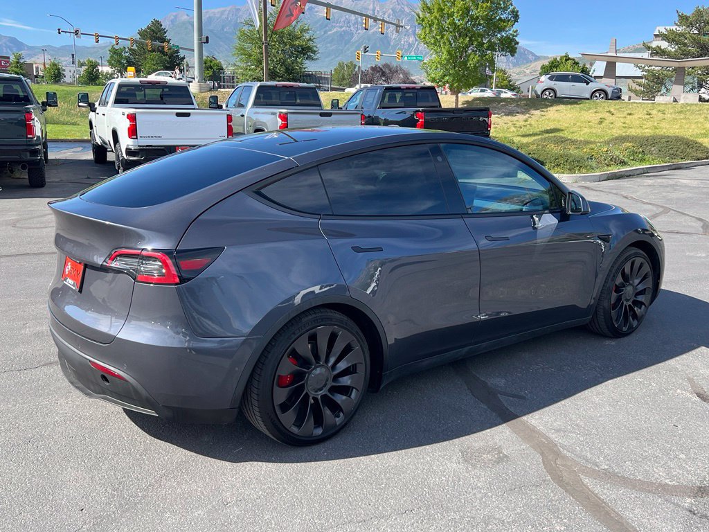Used 2022 Tesla Model Y Performance AWD/4WD image 7