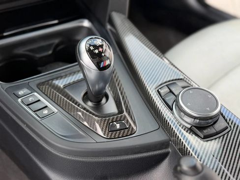 Used 2015 BMW M4 Coupe RWD image 36