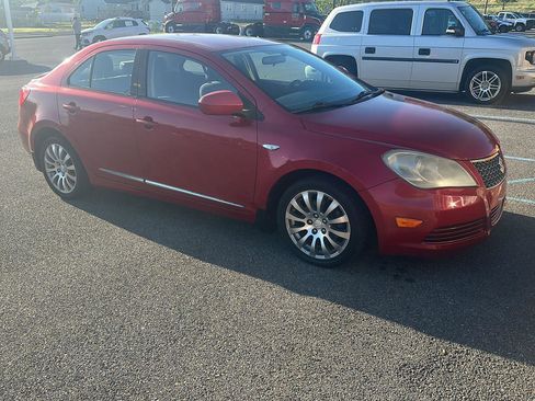 Used 2013 Suzuki Kizashi SE AWD/4WD image 4
