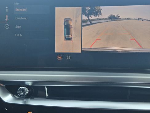 New 2025 Cadillac Lyriq Luxury image 13