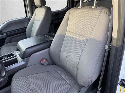 Used 2016 Ford F150 XLT w/ Equipment Group 302A Luxury image 11