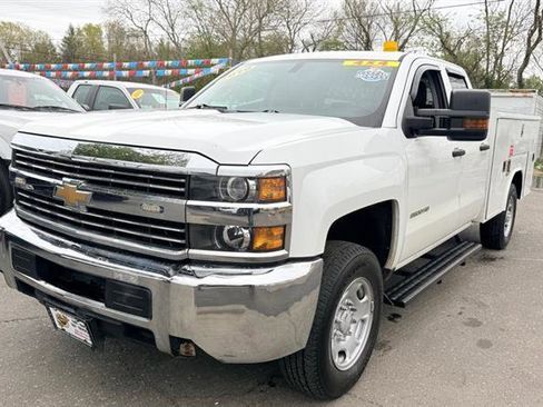 Used 2019 Chevrolet Silverado 2500 W/T w/ WT Convenience Package AWD/4WD image 5