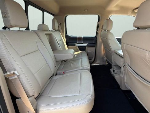 Used 2017 Ford F150 Lariat RWD image 29