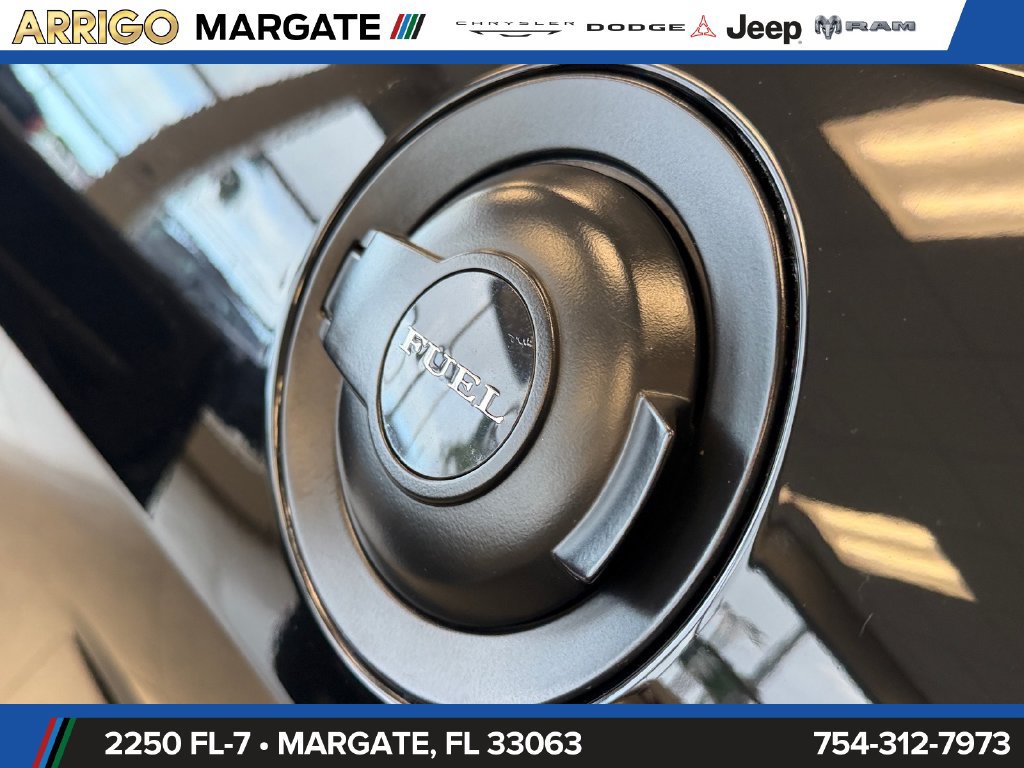 Used 2019 Dodge Challenger SRT Hellcat Redeye RWD image 21