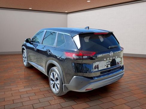 Used 2023 Nissan Rogue SV FWD image 5