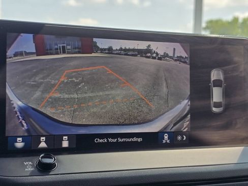 Used 2024 Honda Accord Touring image 7