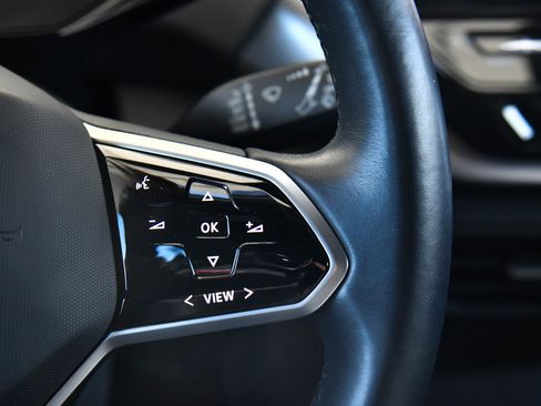 Used 2021 Volkswagen ID.4 Pro image 32