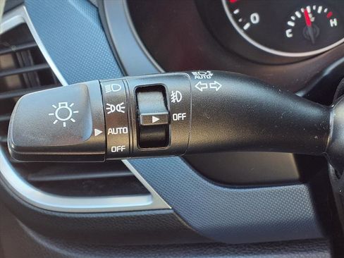 Used 2021 Kia Seltos S image 13