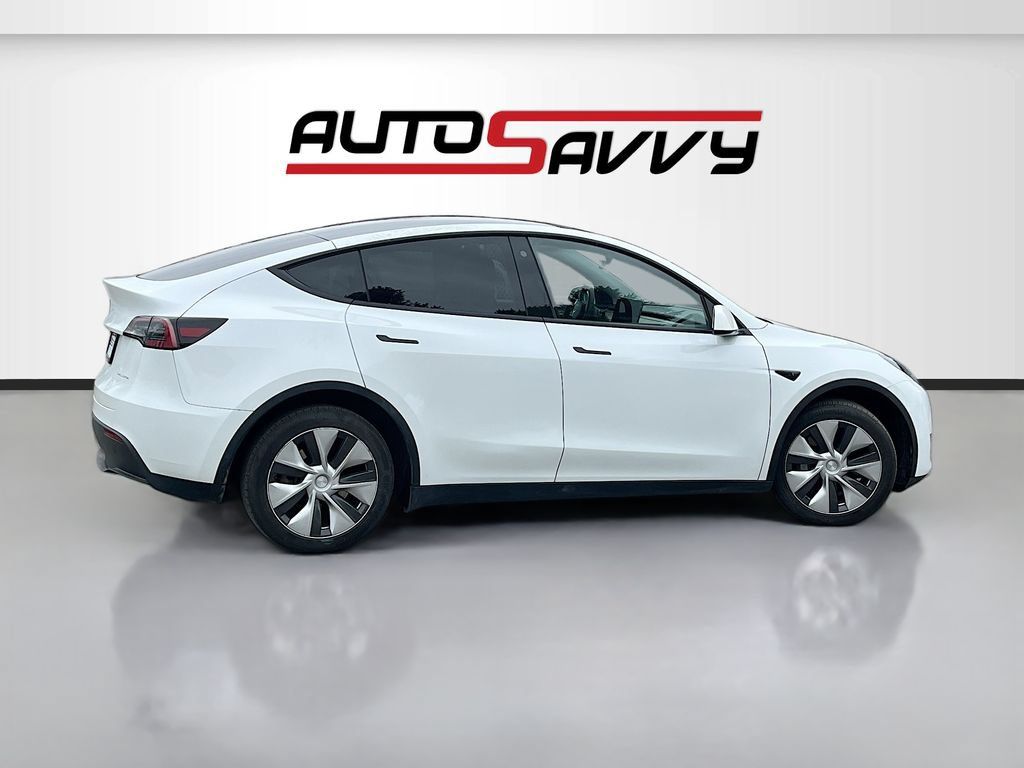 Used 2023 Tesla Model Y Long Range AWD/4WD image 8