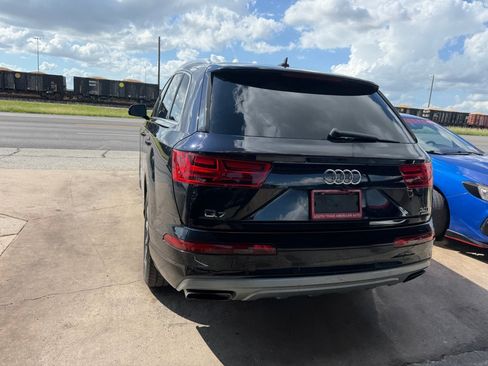 Used 2017 Audi Q7 3.0T Premium Plus w/ Premium Plus Package AWD/4WD image 14