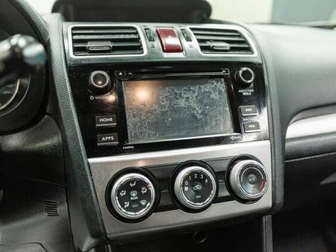 Used 2016 Subaru Crosstrek 2.0i Premium w/ Moonroof Package image 12