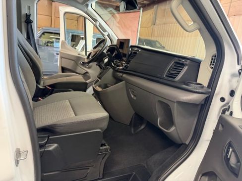 Used 2025 Ford Transit 350 XLT RWD image 28