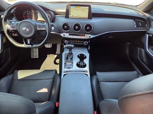 Used 2019 Kia Stinger GT1 RWD image 15