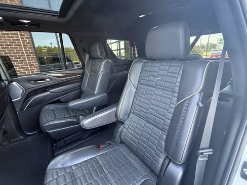 Used 2022 Cadillac Escalade Sport Platinum AWD/4WD image 22