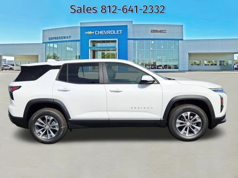New 2026 Chevrolet Equinox LT w/ LPO, Floor Liner Package AWD/4WD image 5