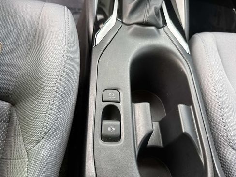 Used 2026 Toyota Corolla SE FWD image 31